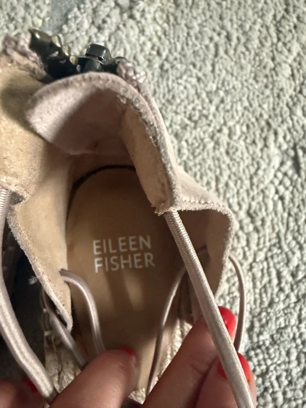 Eileen Fisher Espadrille strappy leather shoes nude neutral  closed toe 8.5